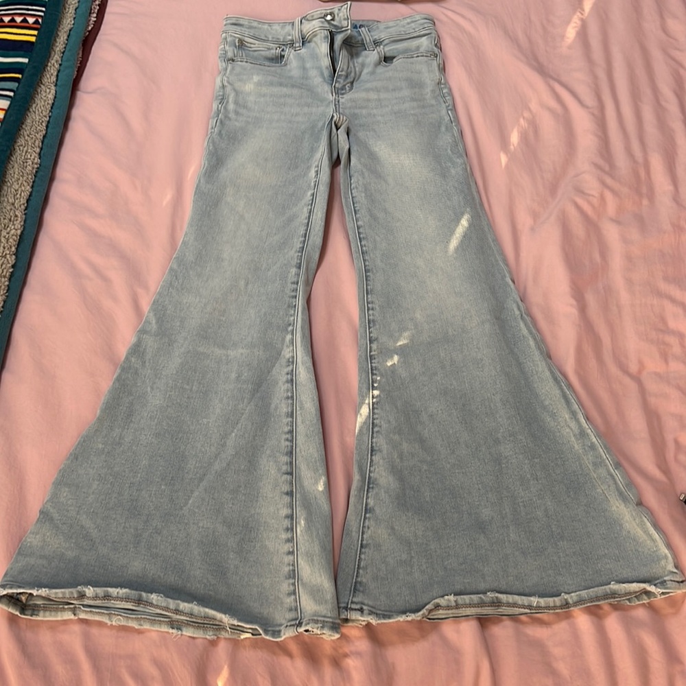 American Eagle Flare Jeans, size 2 short